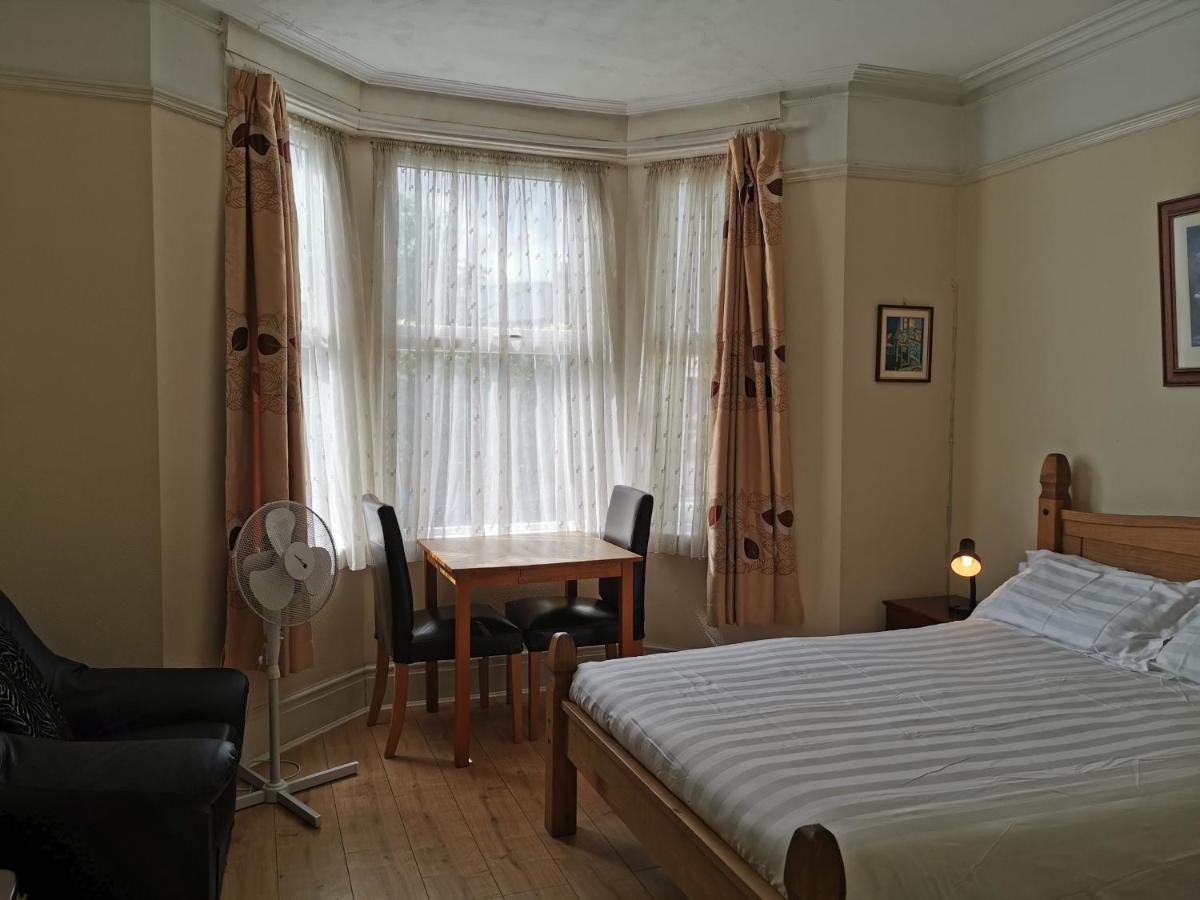 Populus House 3*